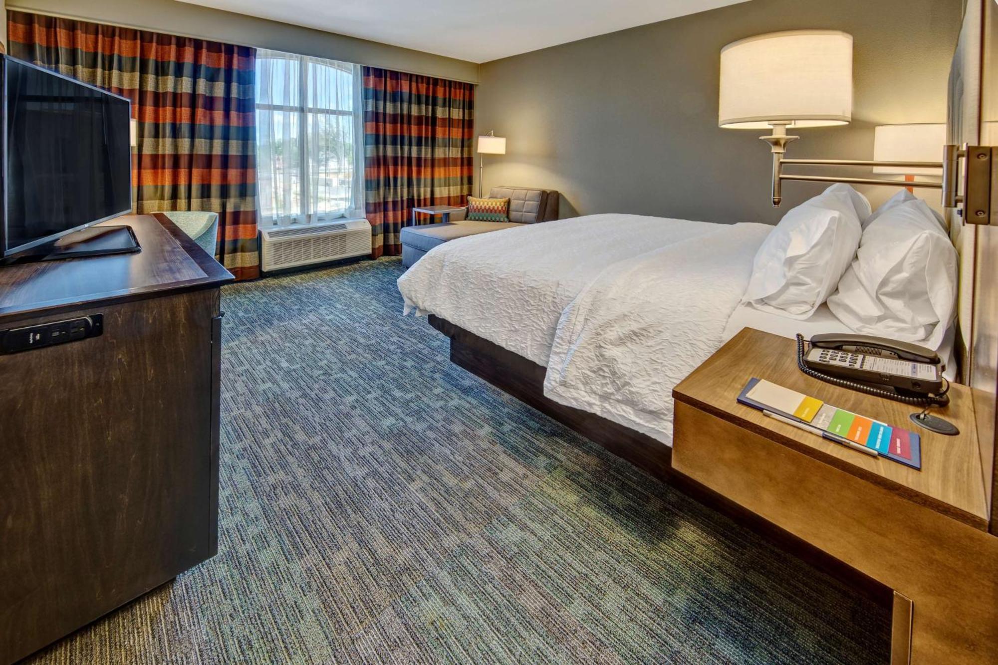 Hotel Hampton & Memphis 3*